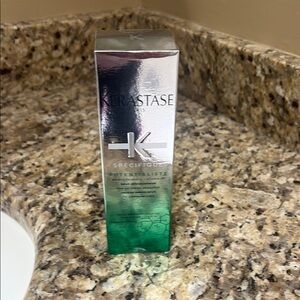 Kerastase Specifique Hair Product - Silver and Green